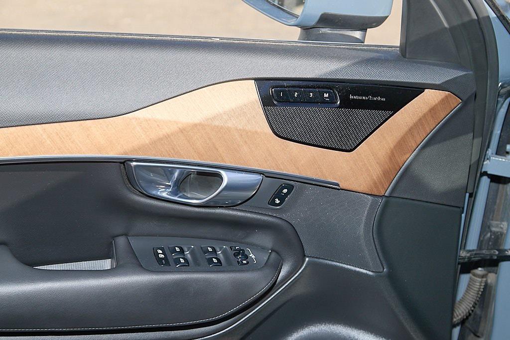 used 2023 Volvo XC90 car, priced at $40,995