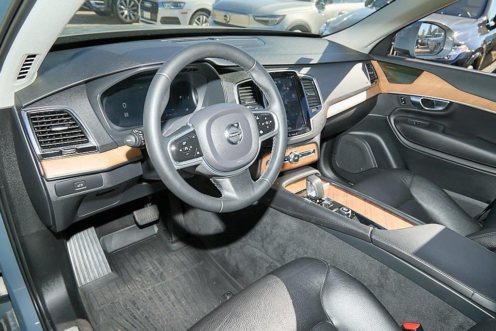 used 2023 Volvo XC90 car, priced at $40,995