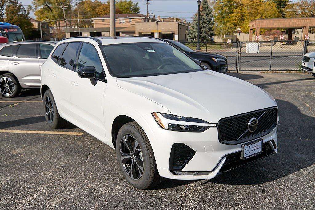 new 2026 Volvo XC60 car, priced at $47,995