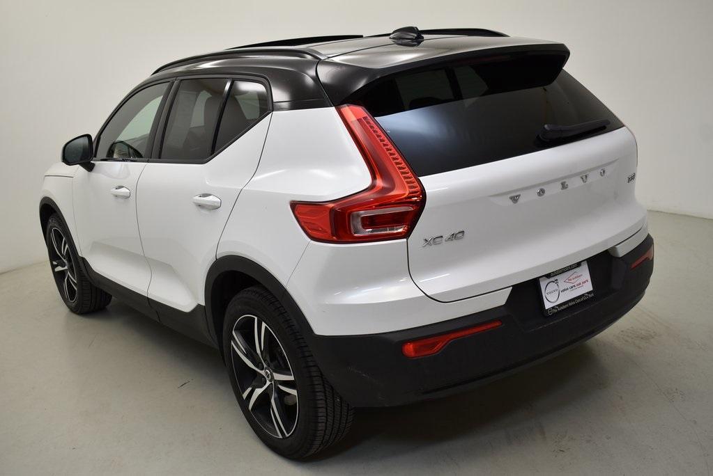 used 2021 Volvo XC40 car, priced at $33,392
