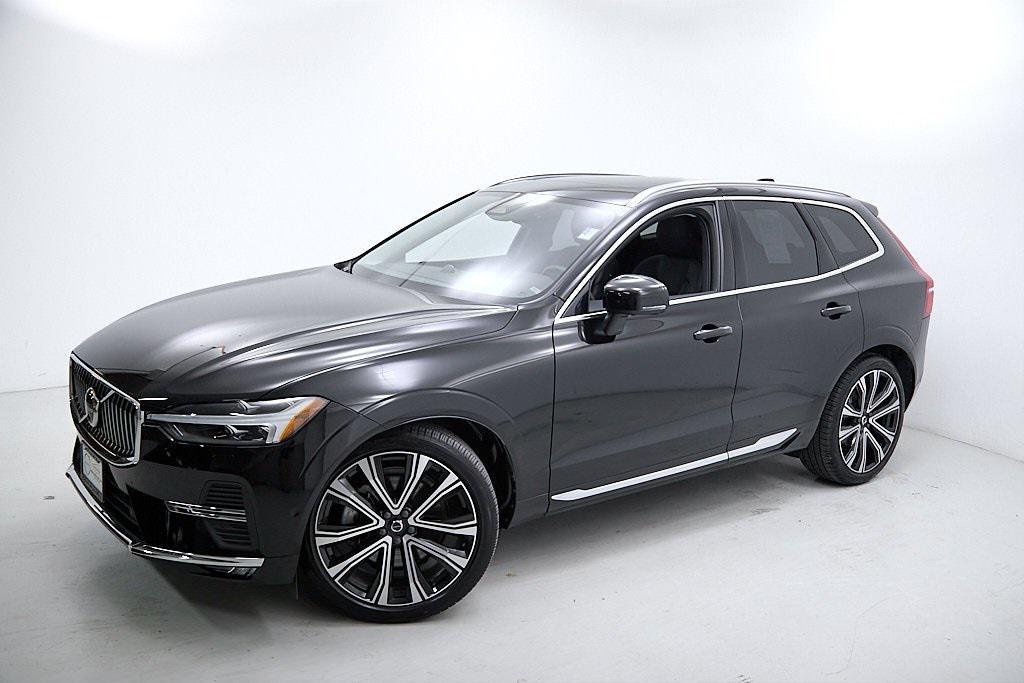 used 2023 Volvo XC60 car, priced at $42,995