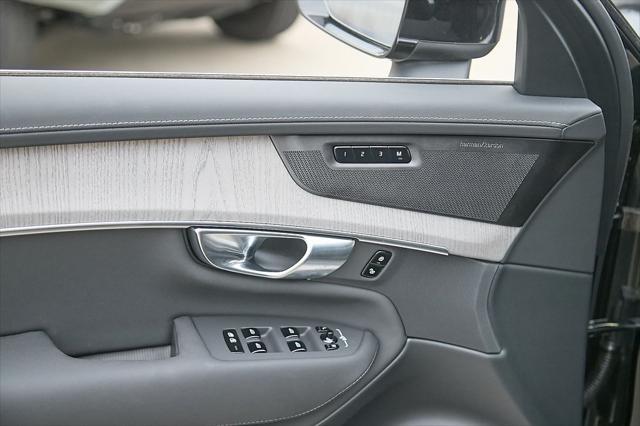 new 2025 Volvo XC90 car, priced at $74,635