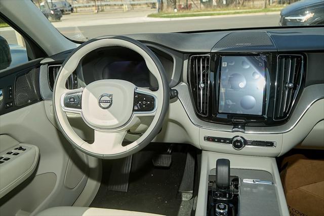 new 2025 Volvo XC60 car