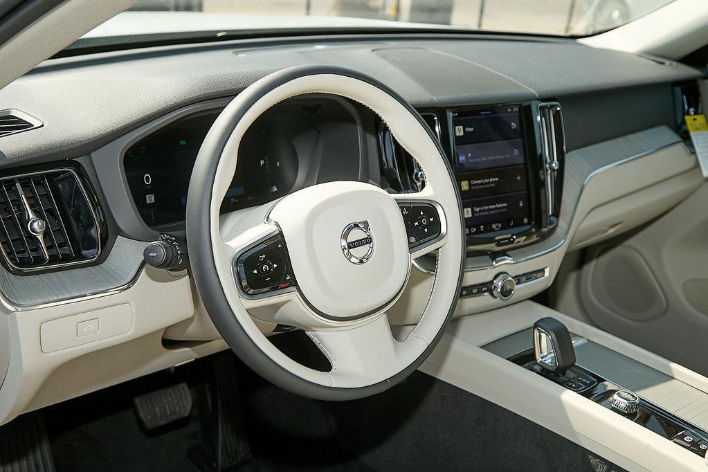 new 2025 Volvo XC60 car, priced at $51,199