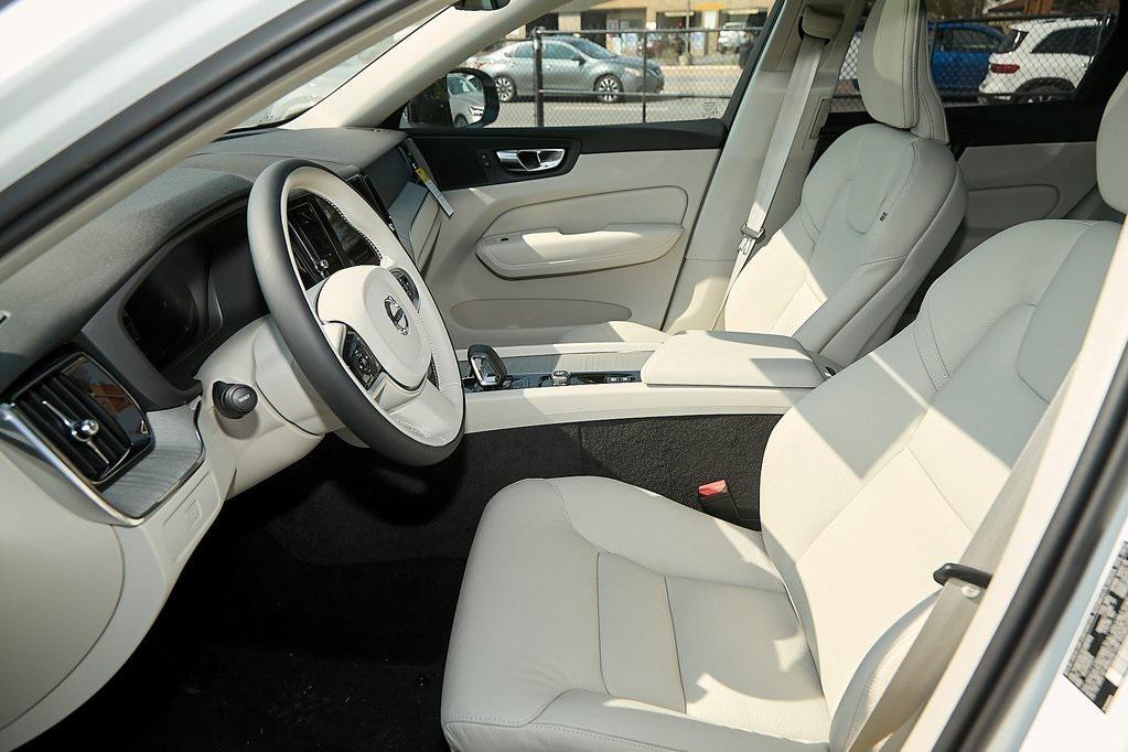 new 2025 Volvo XC60 car, priced at $51,199
