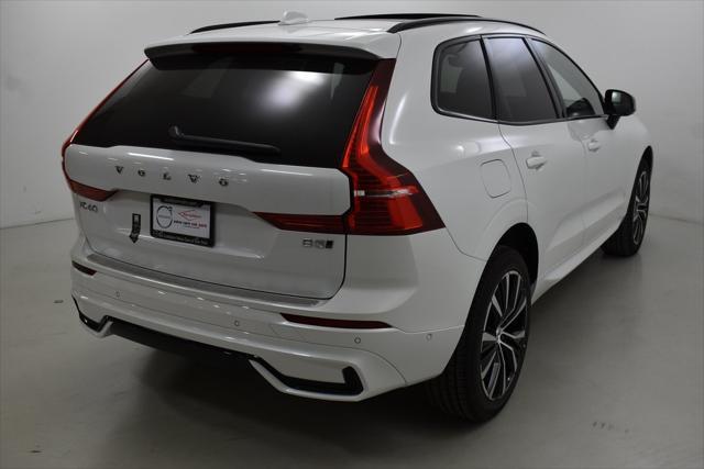 new 2025 Volvo XC60 car