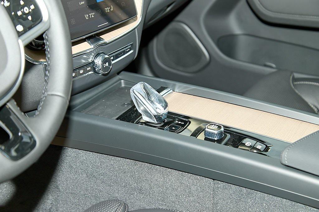 new 2026 Volvo XC60 car, priced at $60,935