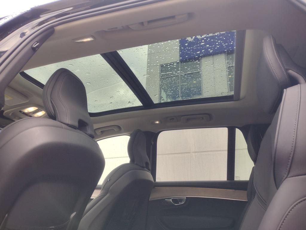 new 2026 Volvo XC90 car, priced at $68,825