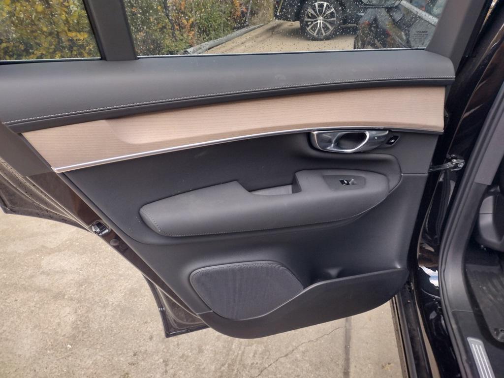 new 2026 Volvo XC90 car, priced at $68,825