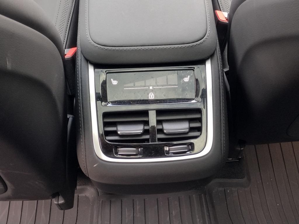 new 2026 Volvo XC90 car, priced at $68,825