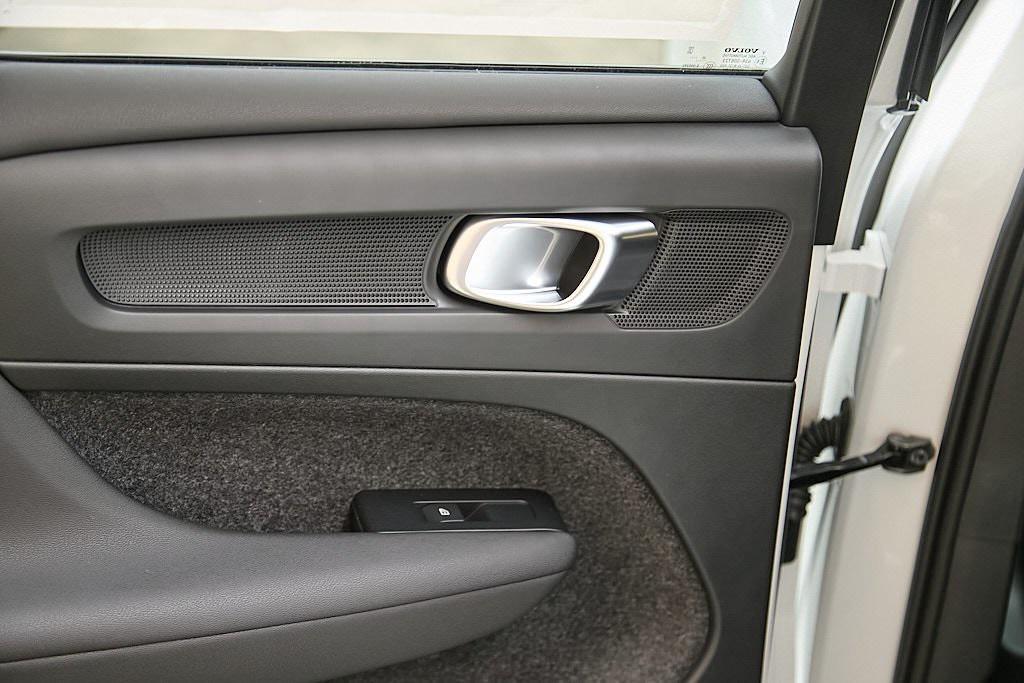 new 2026 Volvo XC40 car, priced at $44,525