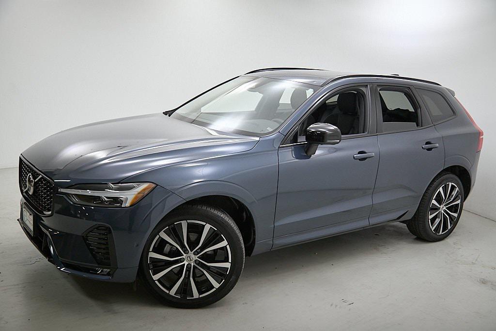 used 2023 Volvo XC60 car, priced at $35,995
