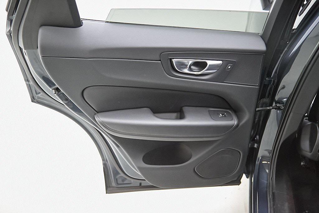 used 2023 Volvo XC60 car, priced at $35,995