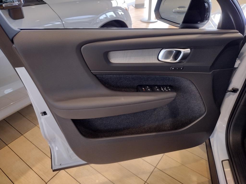 new 2026 Volvo XC40 car, priced at $48,150