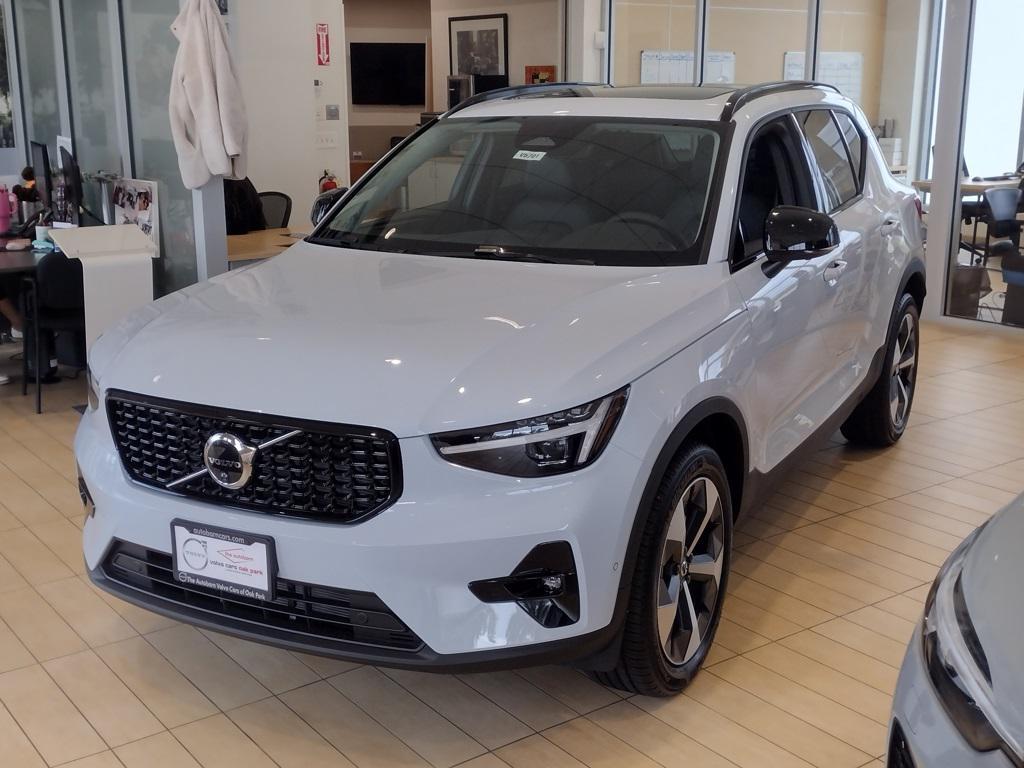 new 2026 Volvo XC40 car, priced at $48,150