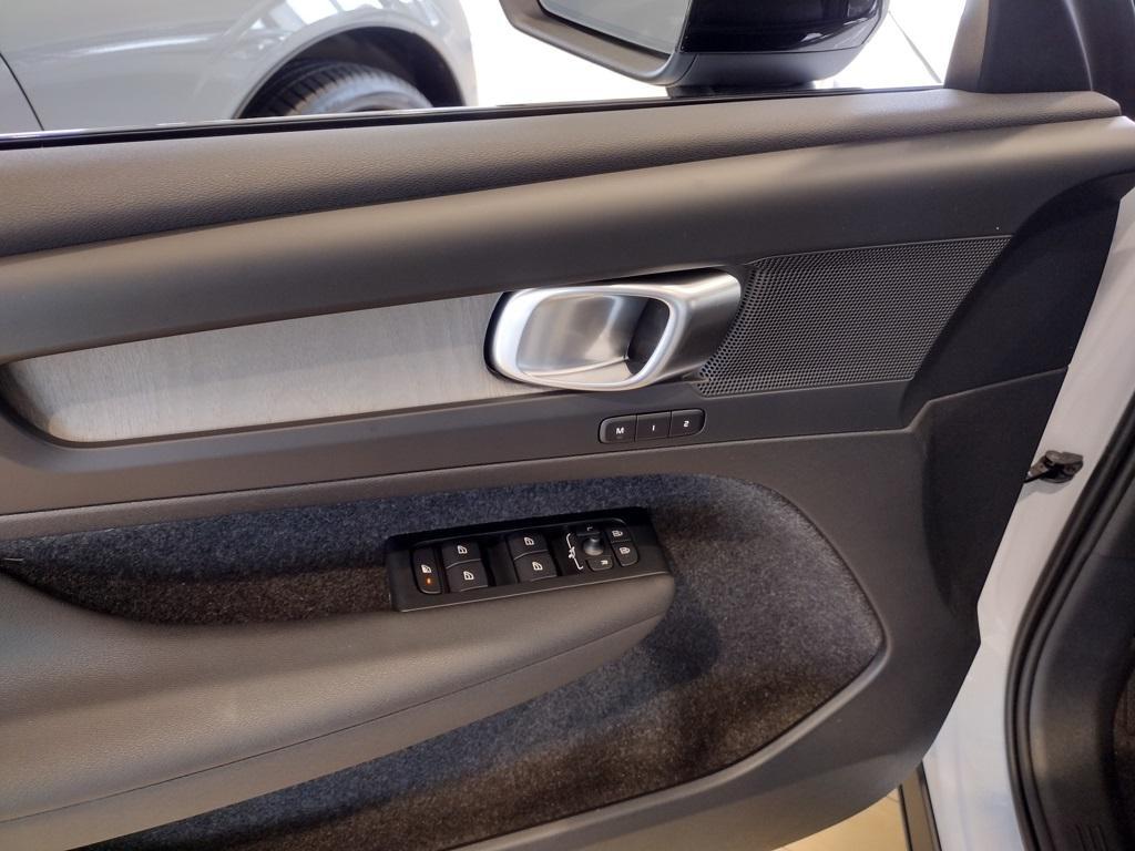 new 2026 Volvo XC40 car, priced at $48,150