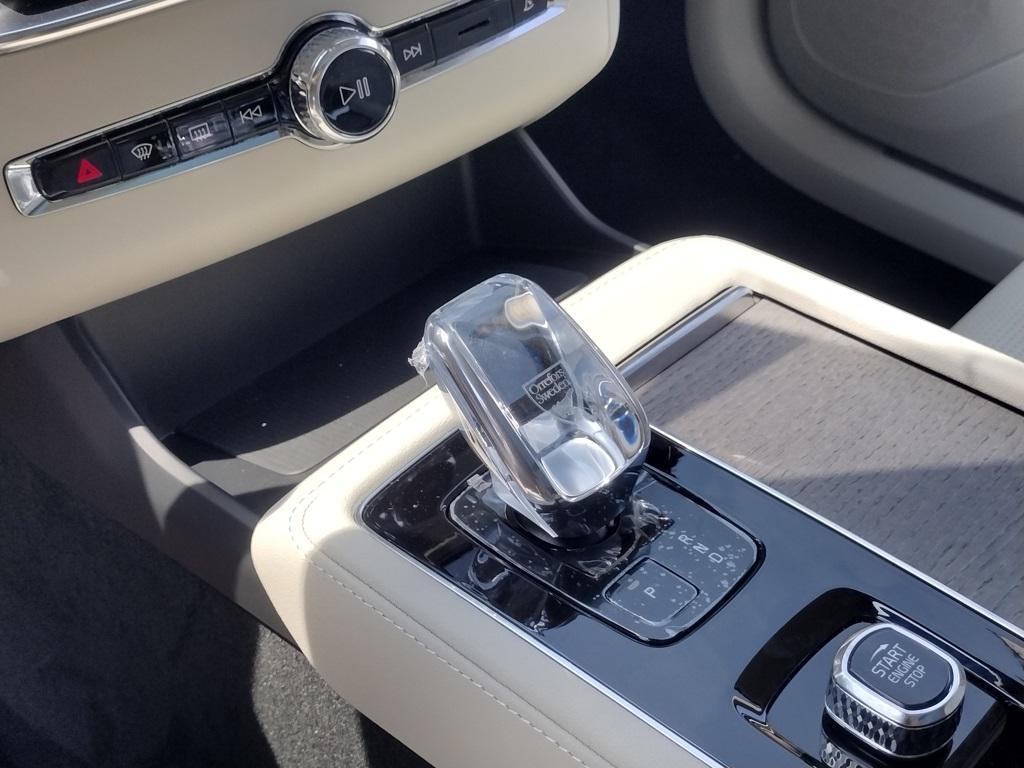 new 2026 Volvo XC90 car, priced at $70,455