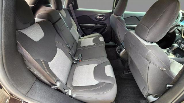 used 2014 Jeep Cherokee car, priced at $10,995