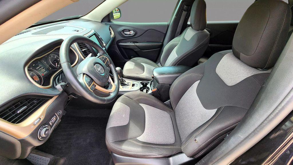 used 2014 Jeep Cherokee car, priced at $9,895