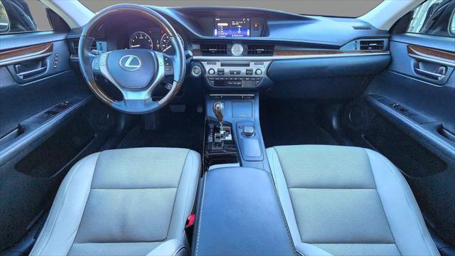 used 2015 Lexus ES 350 car, priced at $15,995