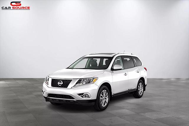 used 2013 Nissan Pathfinder car, priced at $9,995