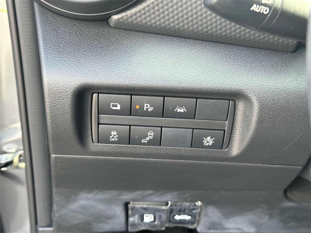 used 2022 Nissan Kicks car, priced at $21,995