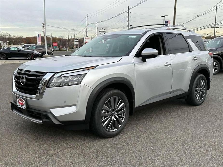 new 2025 Nissan Pathfinder car, priced at $50,600