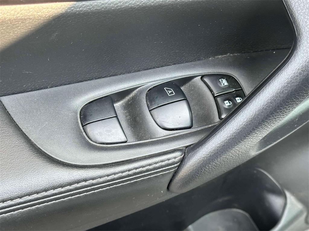 used 2021 Nissan Rogue Sport car, priced at $17,995