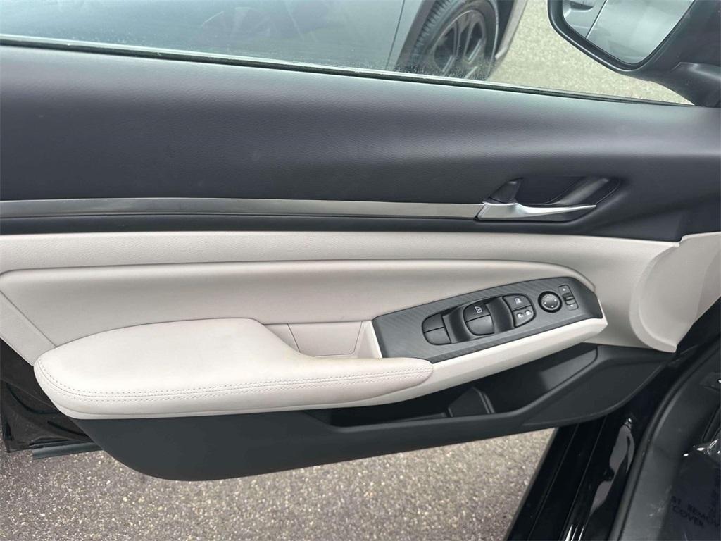 used 2022 Nissan Altima car, priced at $18,495