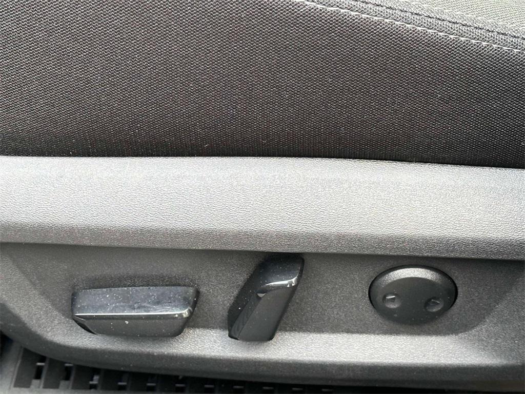 used 2023 Nissan Rogue car, priced at $26,617