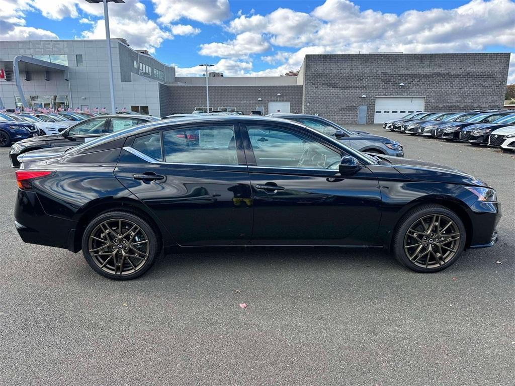 new 2025 Nissan Altima car, priced at $31,999