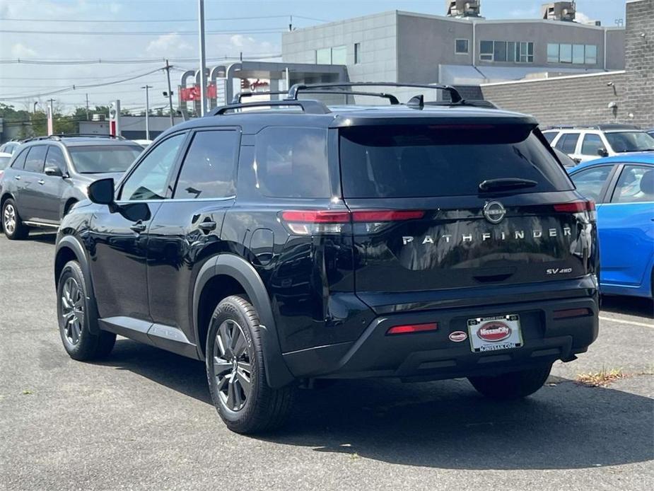 new 2024 Nissan Pathfinder car, priced at $44,060