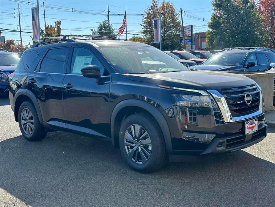 new 2024 Nissan Pathfinder car, priced at $46,825