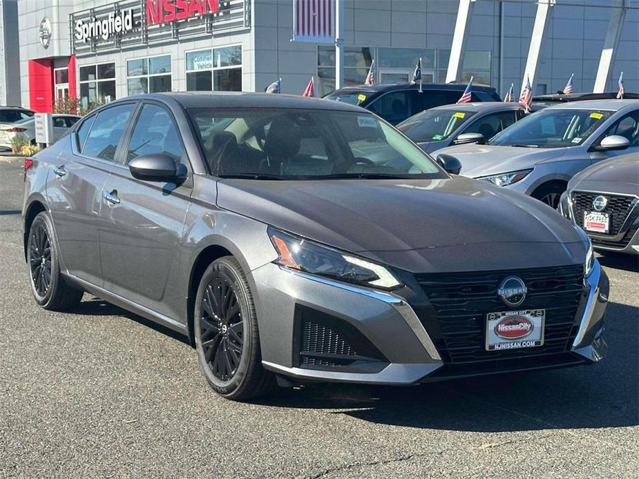 new 2025 Nissan Altima car, priced at $30,465