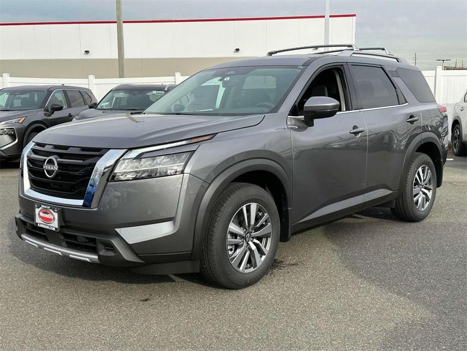 new 2024 Nissan Pathfinder car, priced at $47,400