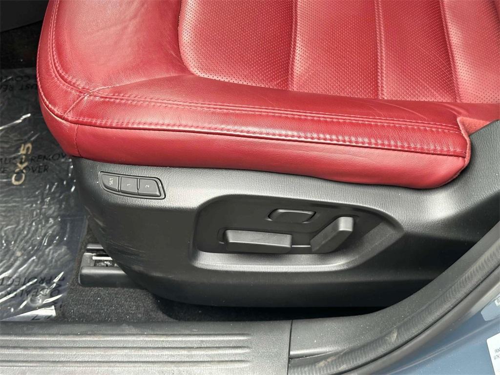 used 2022 Mazda CX-5 car, priced at $25,995