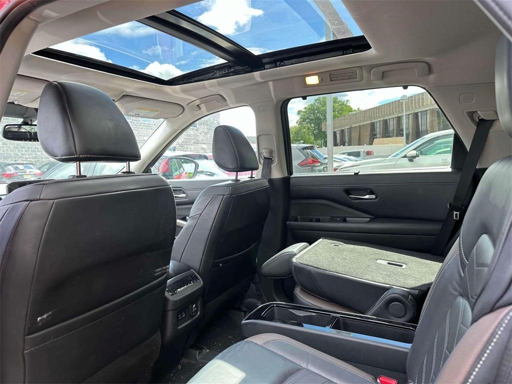 used 2022 Nissan Pathfinder car, priced at $34,995