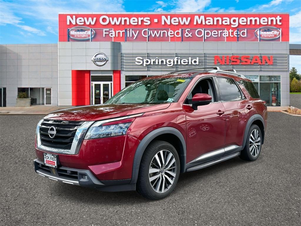 used 2022 Nissan Pathfinder car, priced at $34,995
