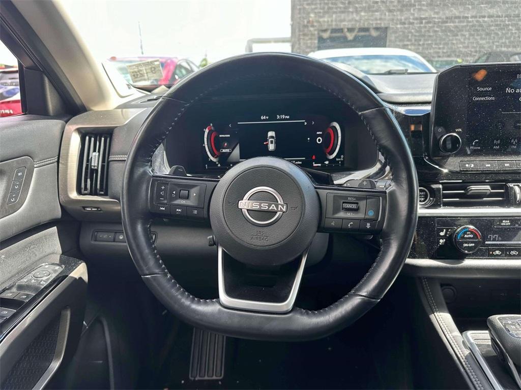 used 2022 Nissan Pathfinder car, priced at $34,995