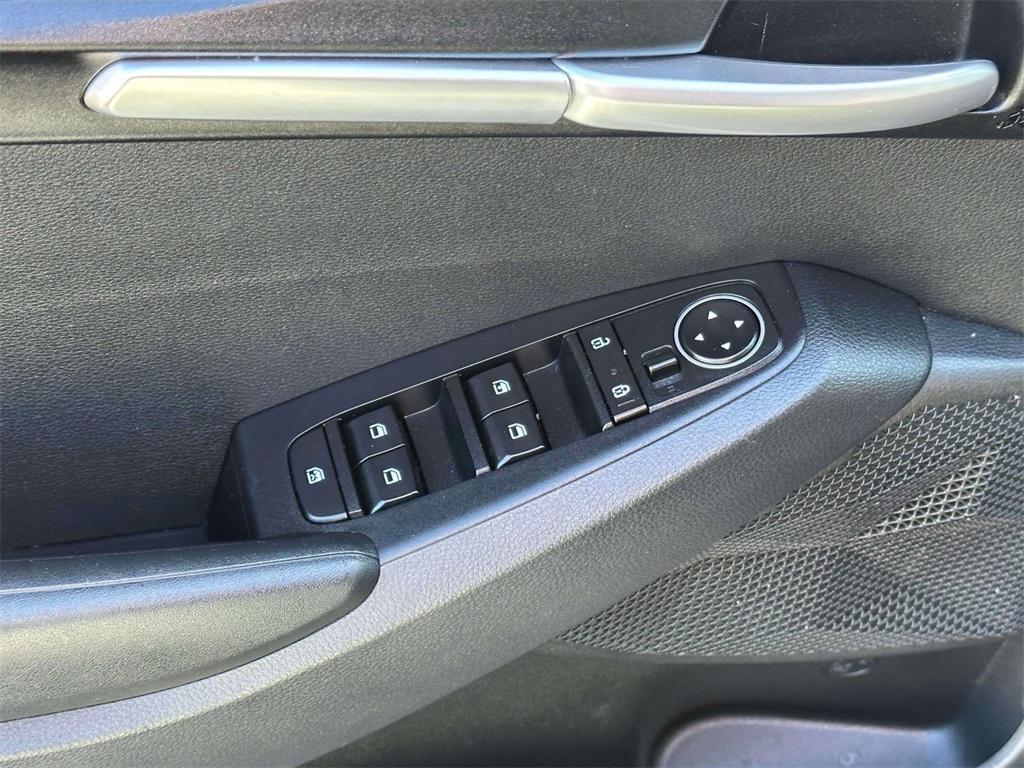 used 2023 Kia Seltos car, priced at $20,995