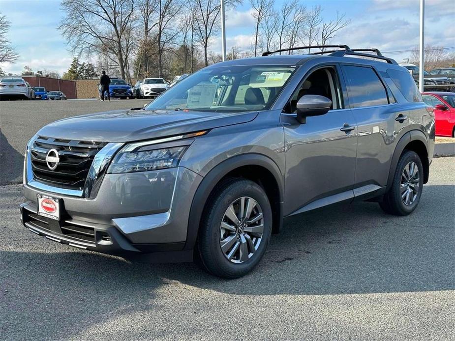 new 2025 Nissan Pathfinder car, priced at $42,409