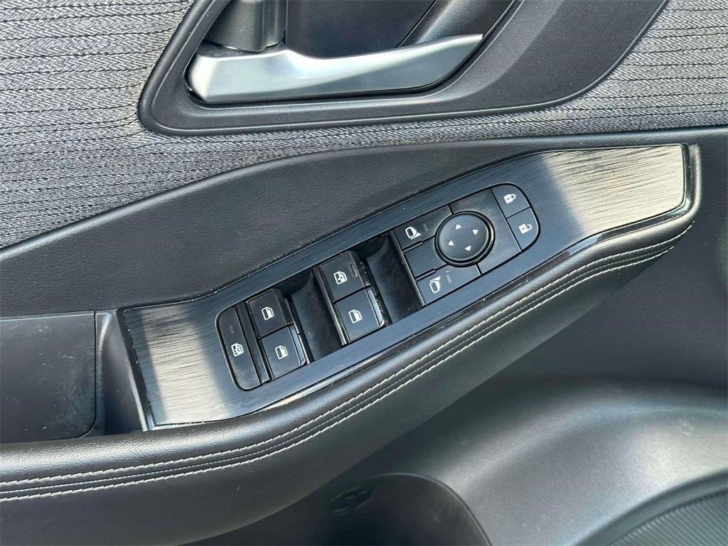 used 2021 Nissan Rogue car, priced at $22,995