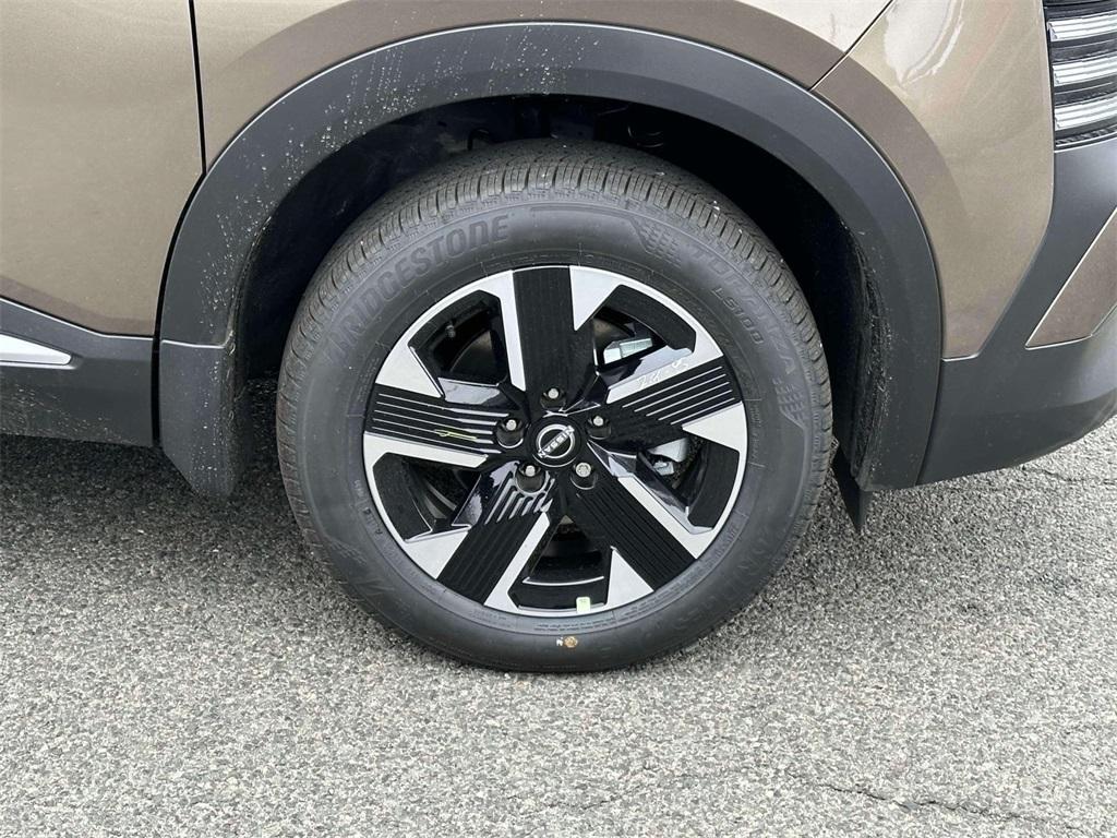 new 2026 Nissan Kicks car, priced at $28,349