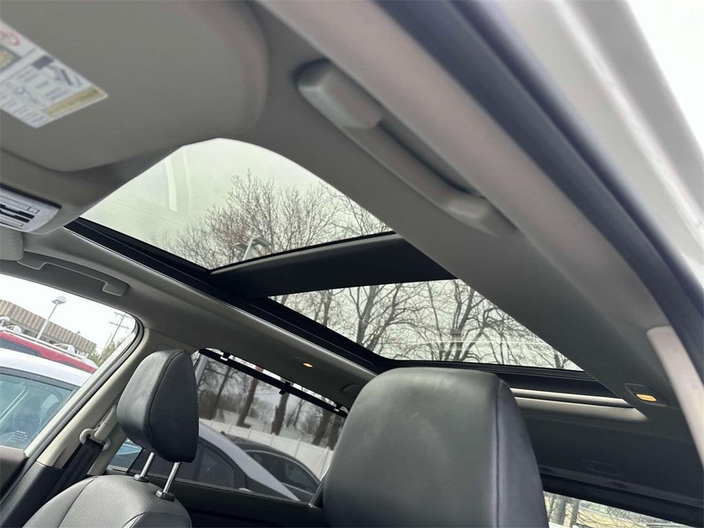 used 2021 Nissan Rogue car, priced at $23,388