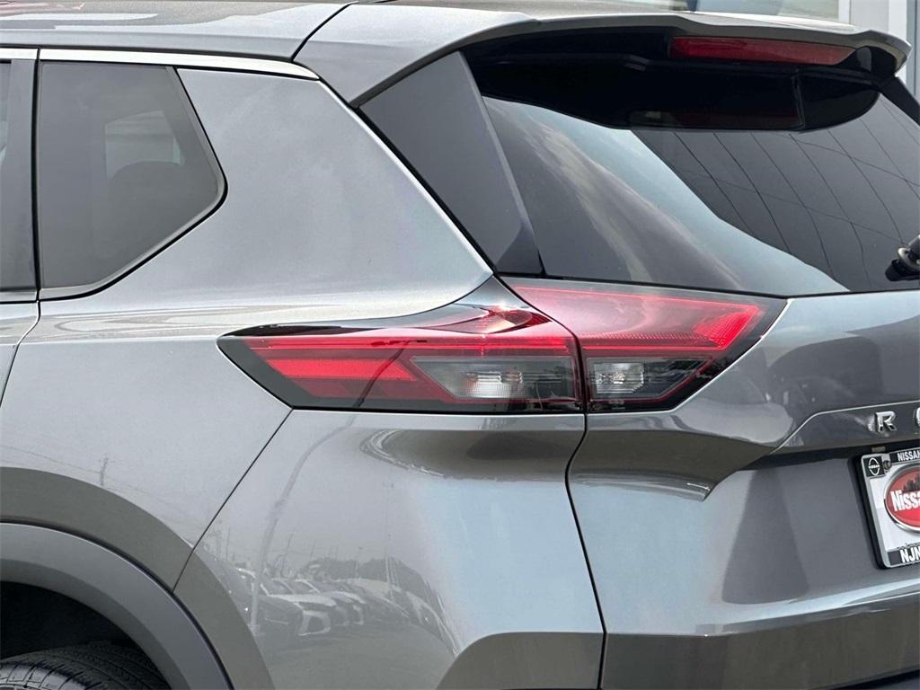 used 2022 Nissan Rogue car, priced at $21,900