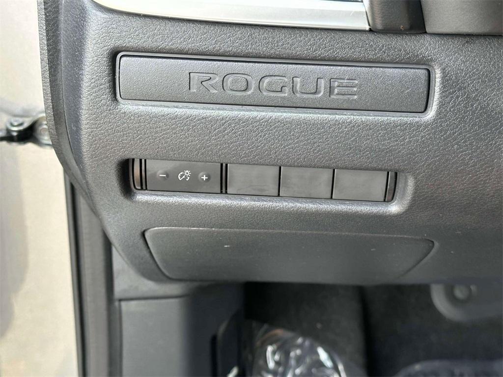 used 2022 Nissan Rogue car, priced at $21,900