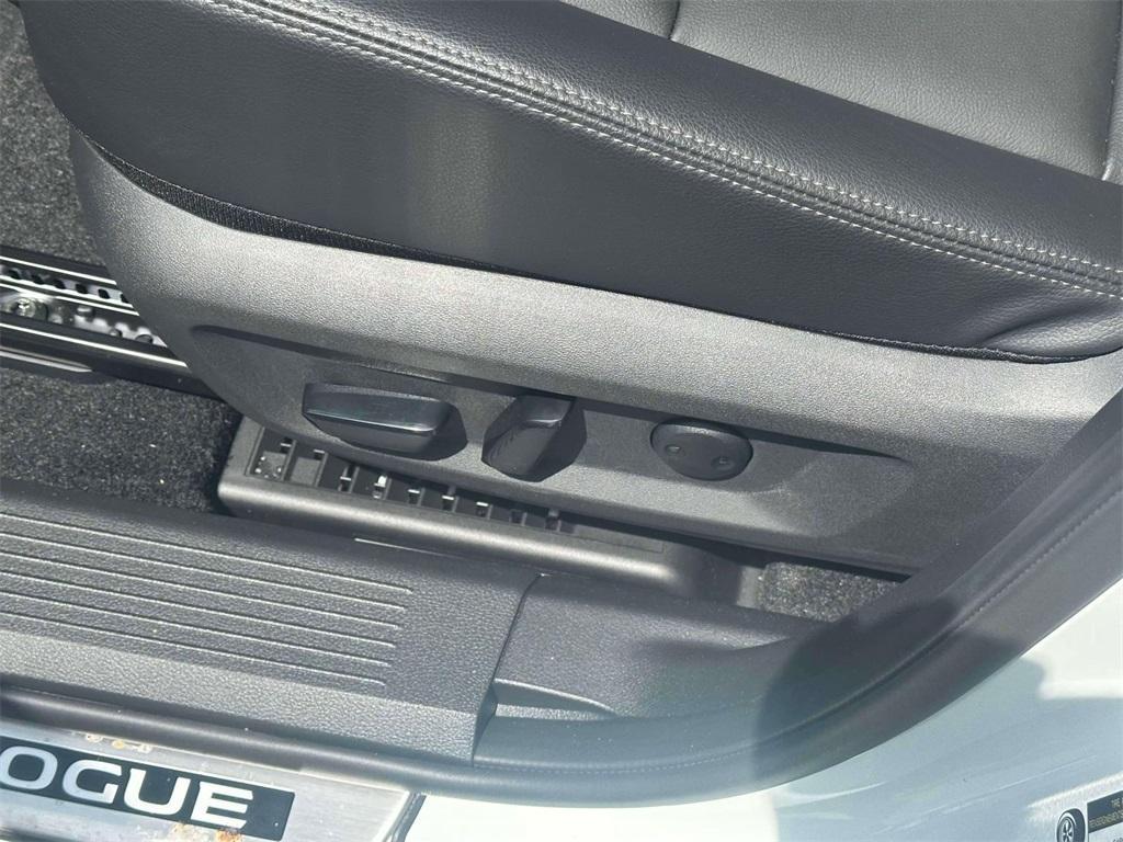 new 2025 Nissan Rogue car
