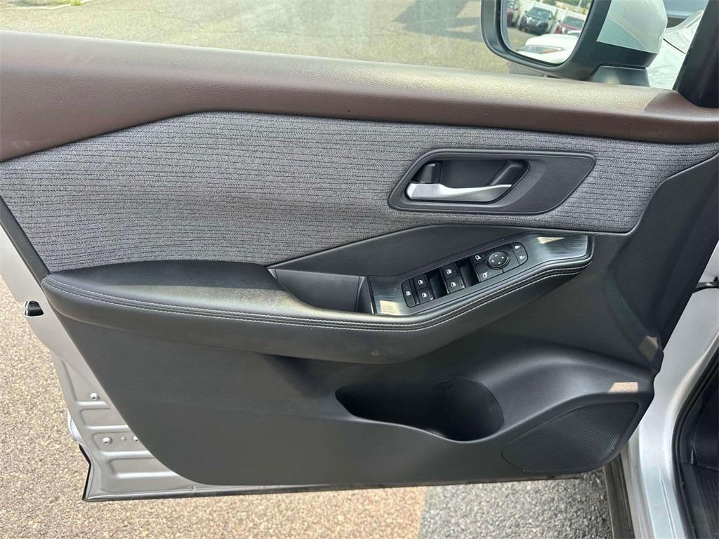 used 2021 Nissan Rogue car, priced at $20,995