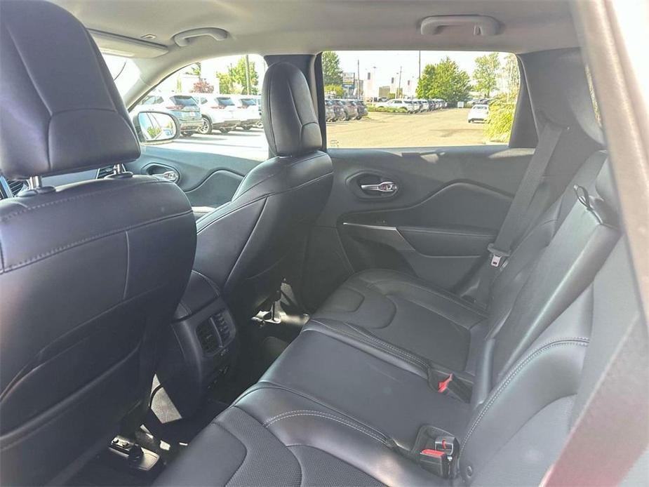 used 2019 Jeep Cherokee car, priced at $15,687