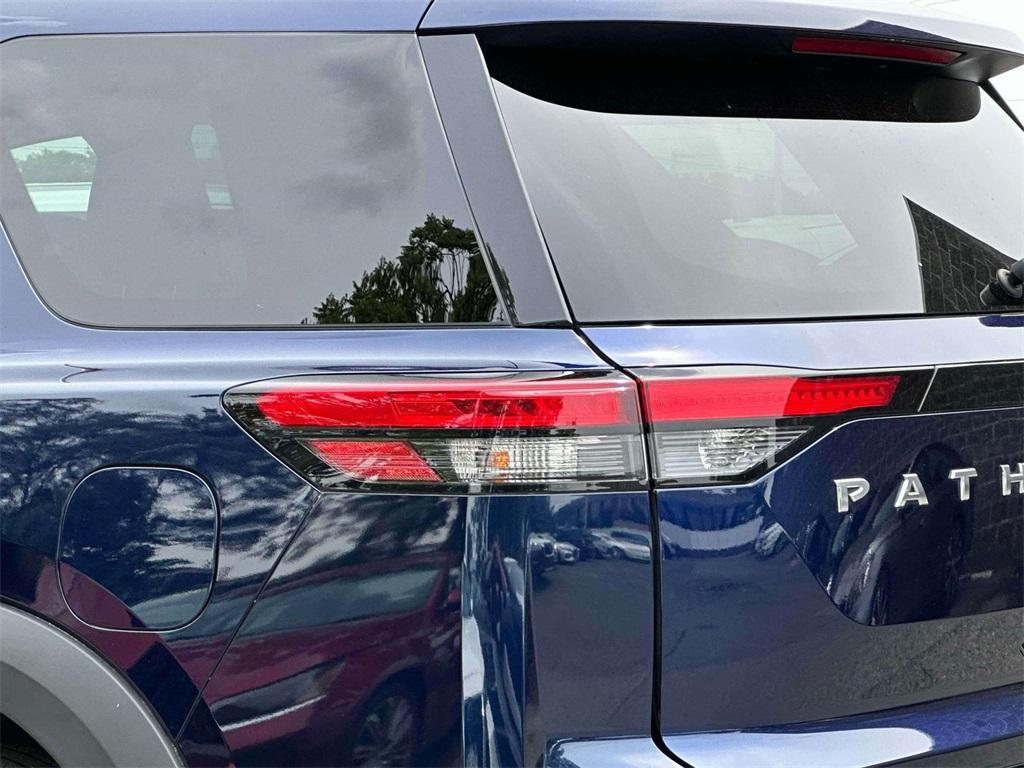 used 2022 Nissan Pathfinder car, priced at $33,995